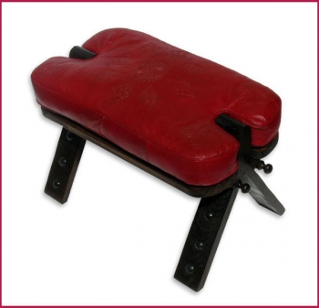 Arabischer Leder Sitzhocker RABATI Rot